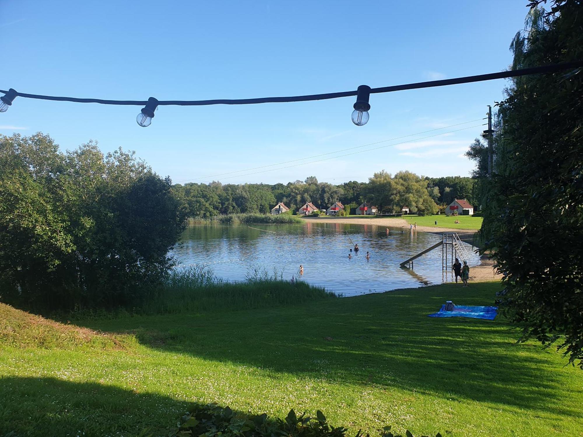 6P Vrijstaand Huis Met Royale Tuin En Hottub Ewijk Exterior photo